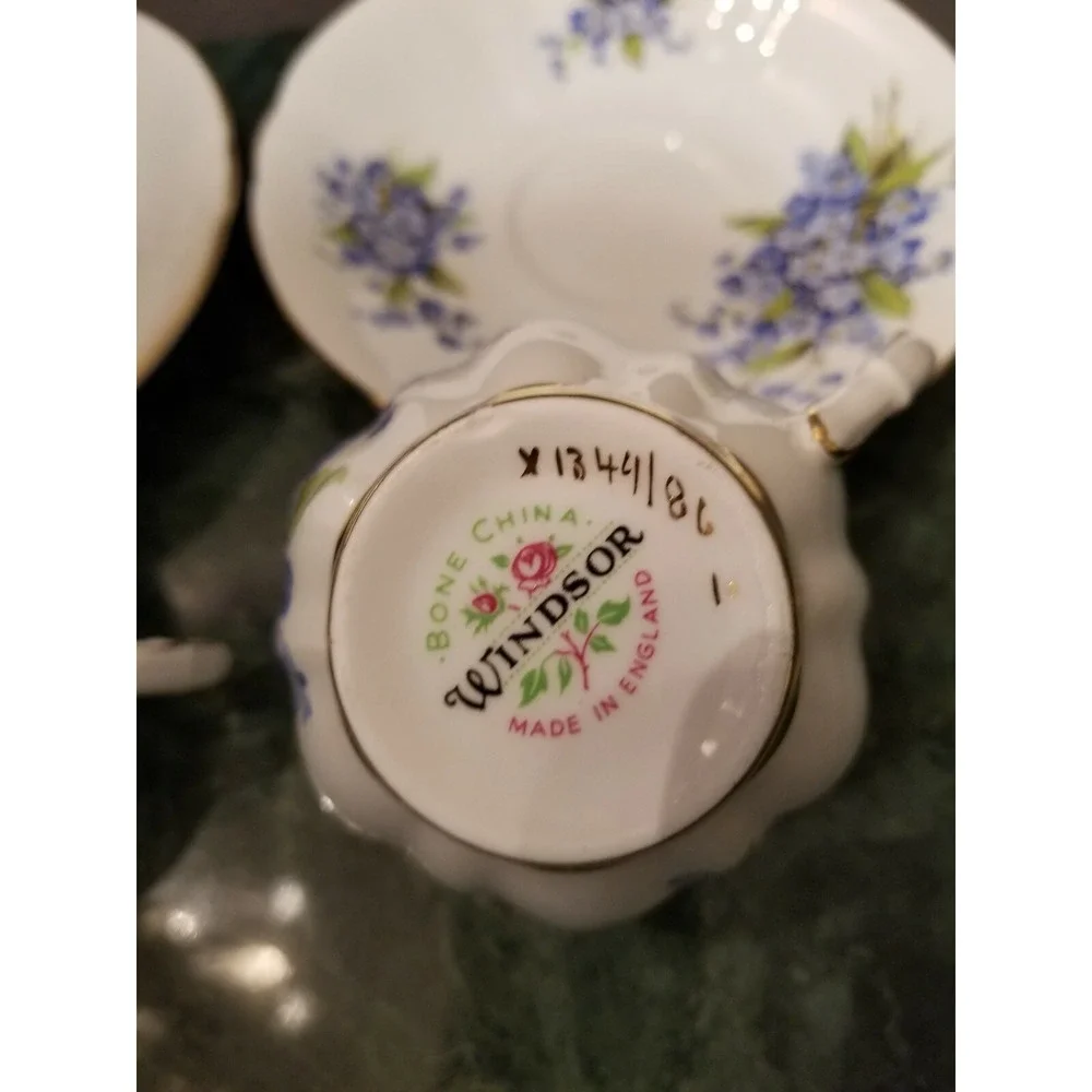 Vintage Windsor Bone China Tea Cup & Saucer Floral Set of 2 England
